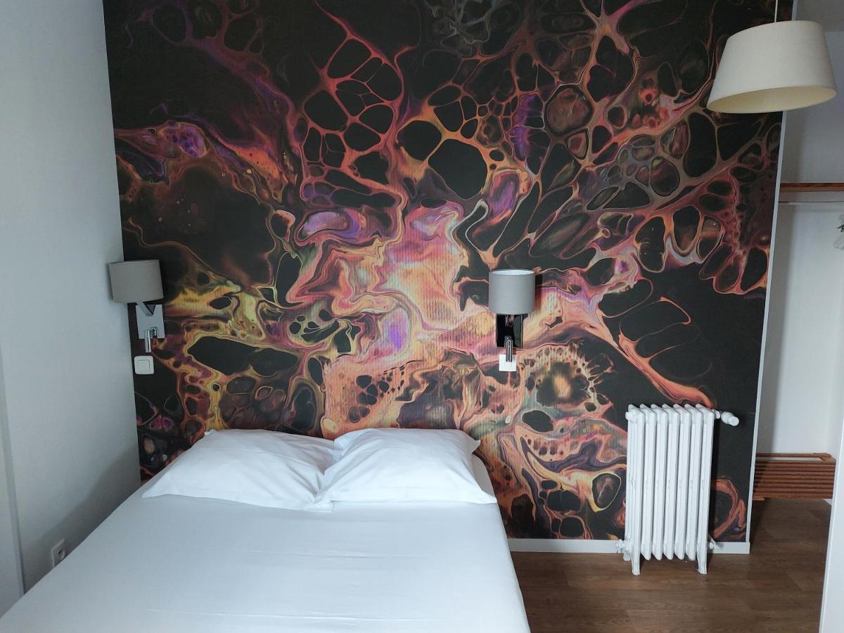Le Royalty Hotel Angers Exterior photo